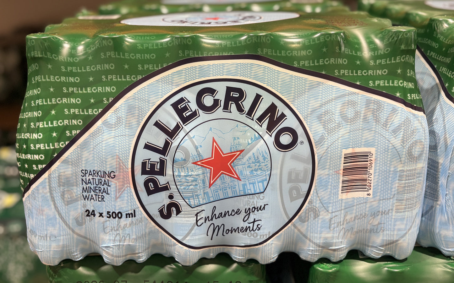 サンペレグリノ 炭酸入りミネラルウォーター (24 x 500-ml PET bottles) 送料込み
