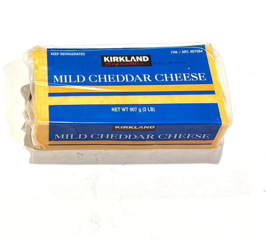 Kirkland Signature Mild Cheddar Cheese (US) 2-lb block 907-g