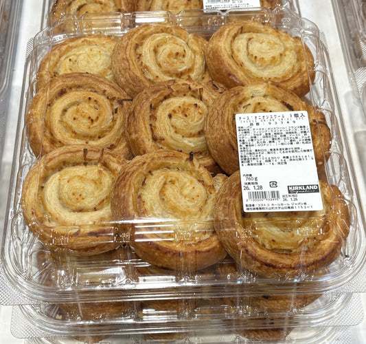 Fresh-Baked Cheese Onion Swirl 9-ct