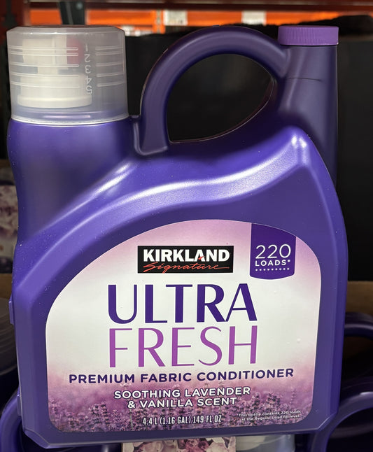 Kirkland Signature Ultra Concentrated Fabric Softener Soothing Lavender & Vanilla scent 4.4-L (220 Loads)