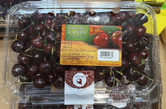 Premium California Cherries (900g/2-lb plastic box)