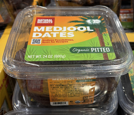 Fancy Organic Pitted Medjool Dates in 2-lb Plastic Tub