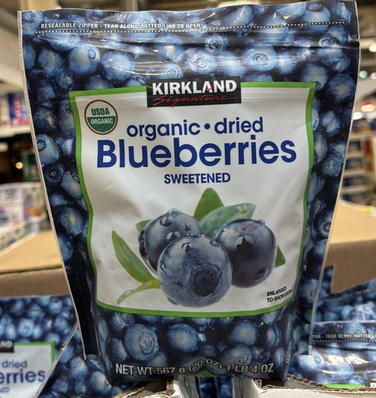 Kirkland Signature Organic Sweetened Whole Dried Blueberries (567-g resealable plastic bag)